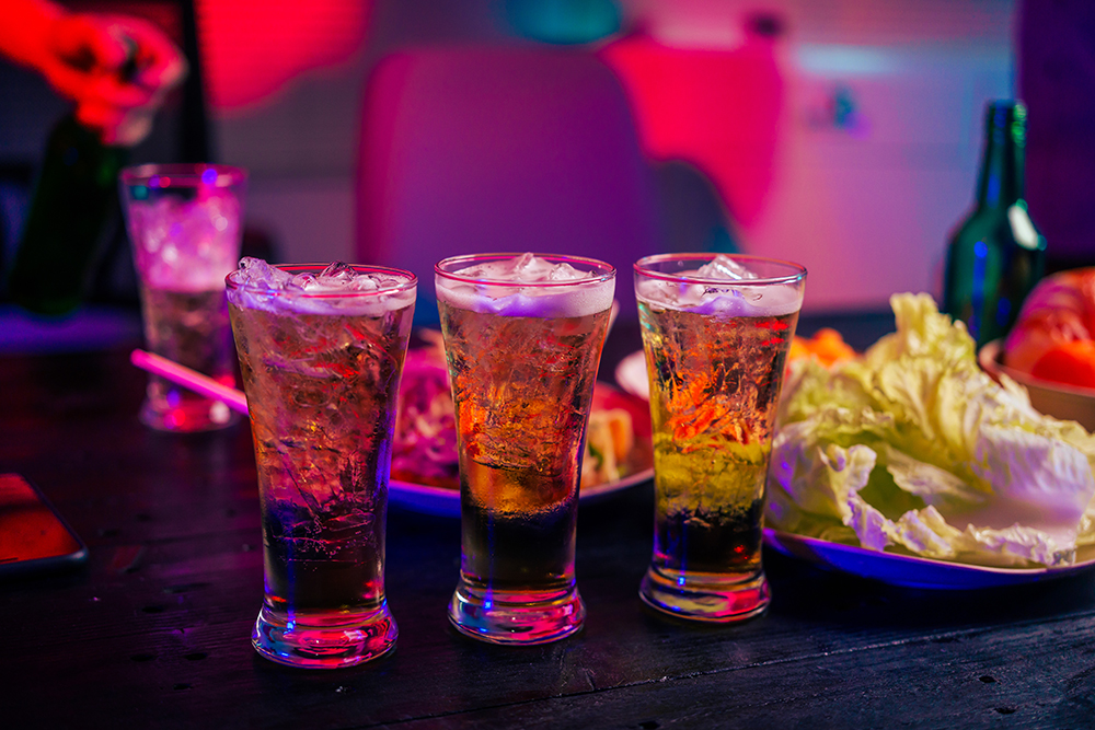 Bar or restaurant receiving beverage stock